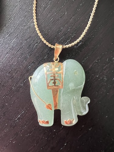 Vtg jade elephant - jade, with